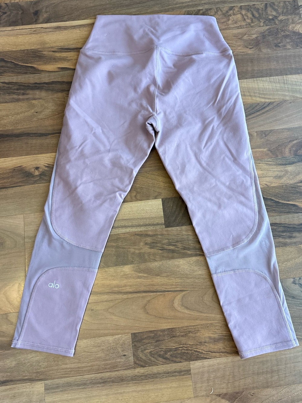 Alo Yoga Waist Coast Capri Leggings